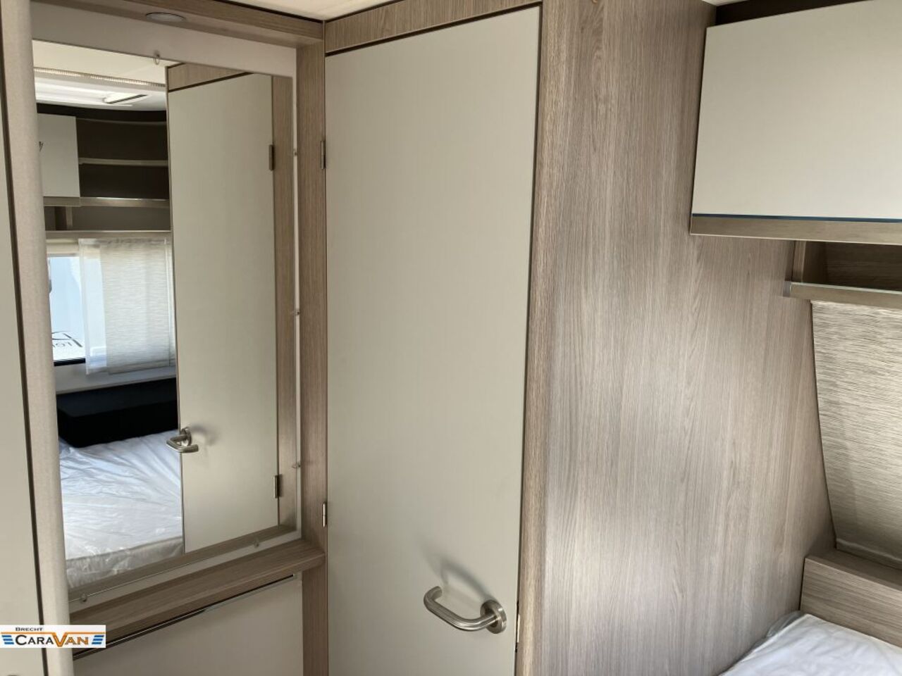 BÜRSTNER 455 TS 6017 Euro gespart! TOP Ausst. Ansicht 10 für Fahrzeugdetailseite