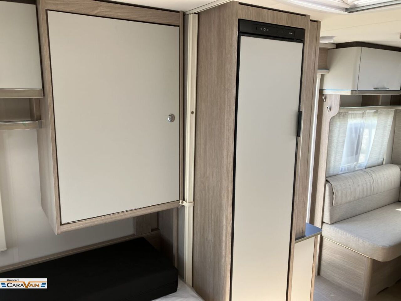 BÜRSTNER 455 TS 6017 Euro gespart! TOP Ausst. Ansicht 13 für Fahrzeugdetailseite