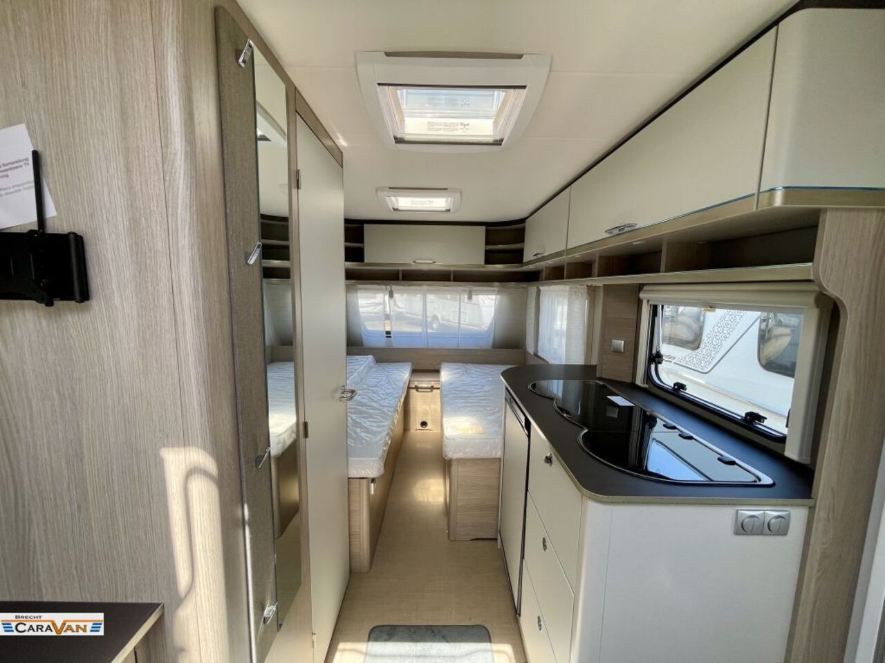 BÜRSTNER 460 TL 5627 Euro gespart - TOP Ausst. Ansicht 4 für Fahrzeugdetailseite