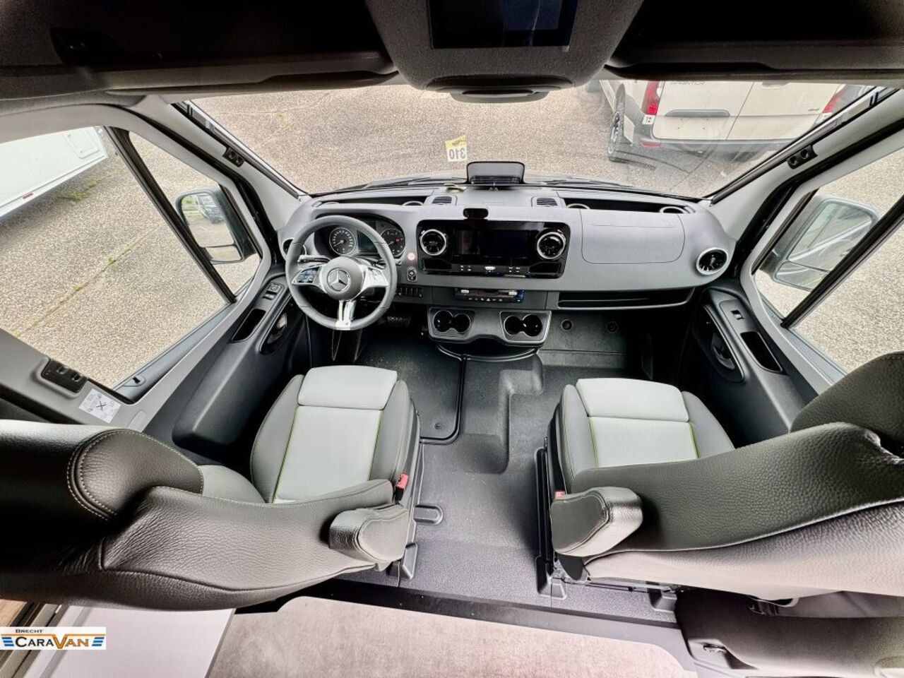 HYMER-ERIBA Grand Canyon S CrossOver SUPER SUMMER SALE Ansicht 3 für Fahrzeugdetailseite