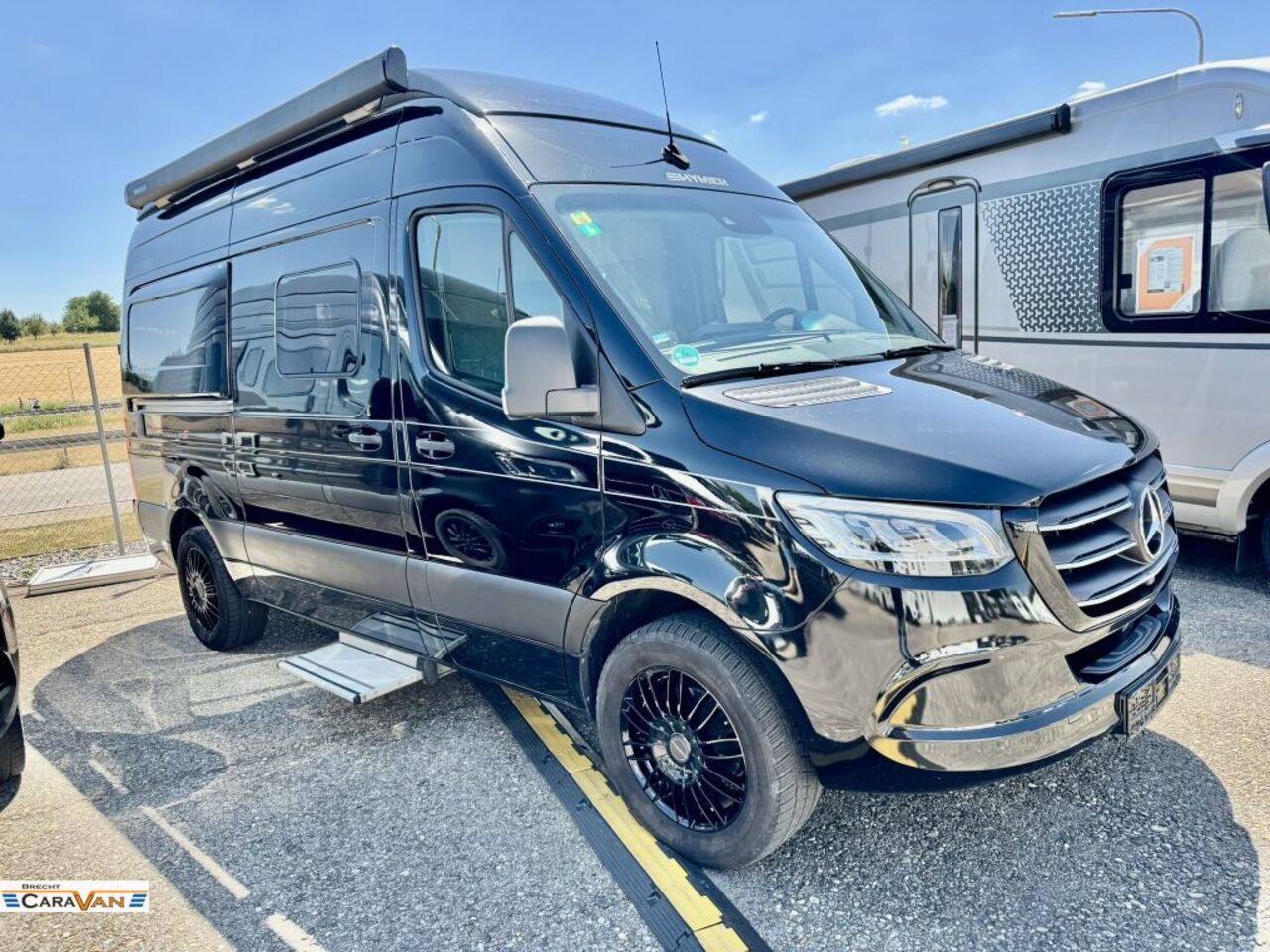 HYMER-ERIBA Grand Canyon S 6 Zyl. / 190PS / Markise/ AHK Ansicht 1 für Fahrzeugdetailseite