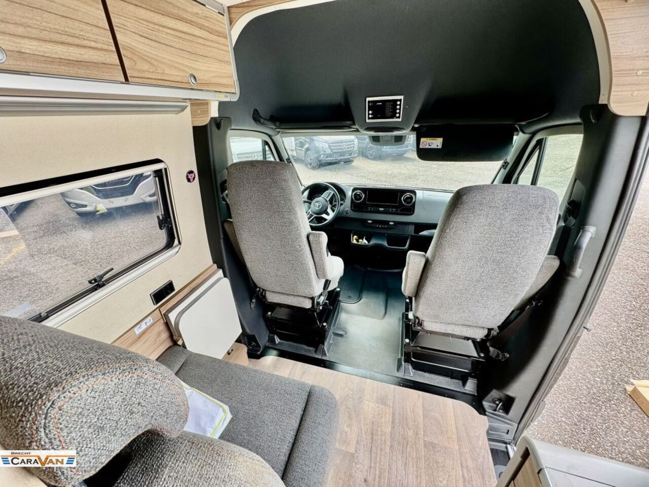 HYMER-ERIBA Grand Canyon S 6 Zyl. / 190PS / Markise/ AHK Ansicht 12 für Fahrzeugdetailseite