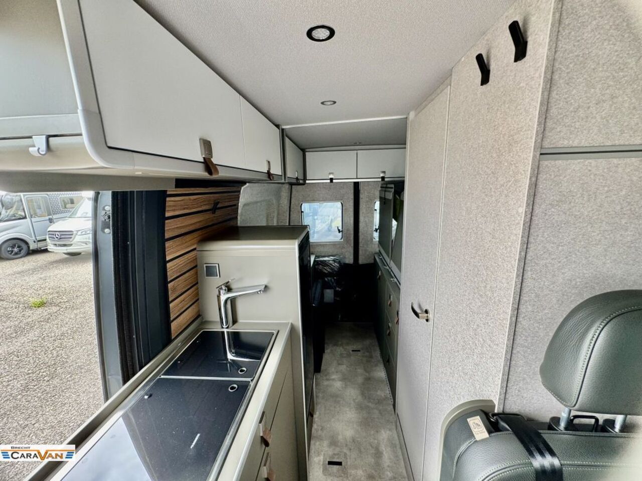 HYMER-ERIBA GRAND CANYON S 600 CROSSOVER 4x4 SUPER SUPER SALE Ansicht 4 für Fahrzeugdetailseite