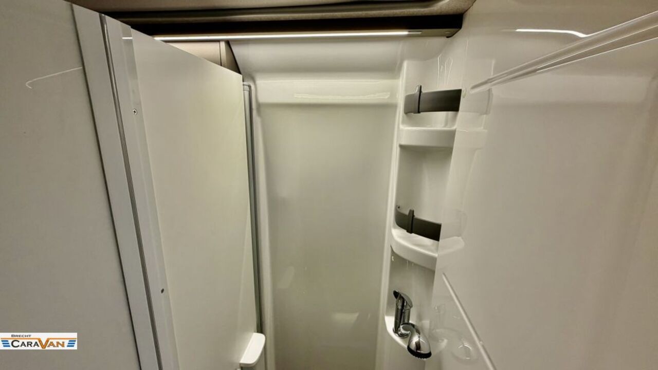 HYMER-ERIBA Yellowstone 601 Automatik/Schlafdach/AT-Reifen Ansicht 11 für Fahrzeugdetailseite