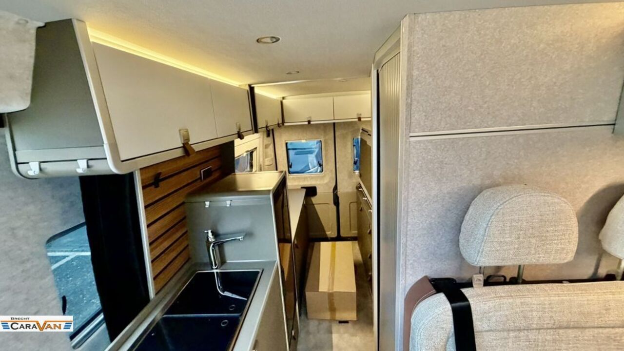 HYMER-ERIBA Yellowstone 601 Automatik/Schlafdach/AT-Reifen Ansicht 5 für Fahrzeugdetailseite
