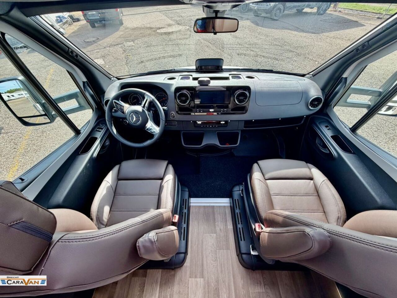 KABE TRAQ 750 LGB 4x4/AHK/OFF-Road-Paket Ansicht 5 für Fahrzeugdetailseite