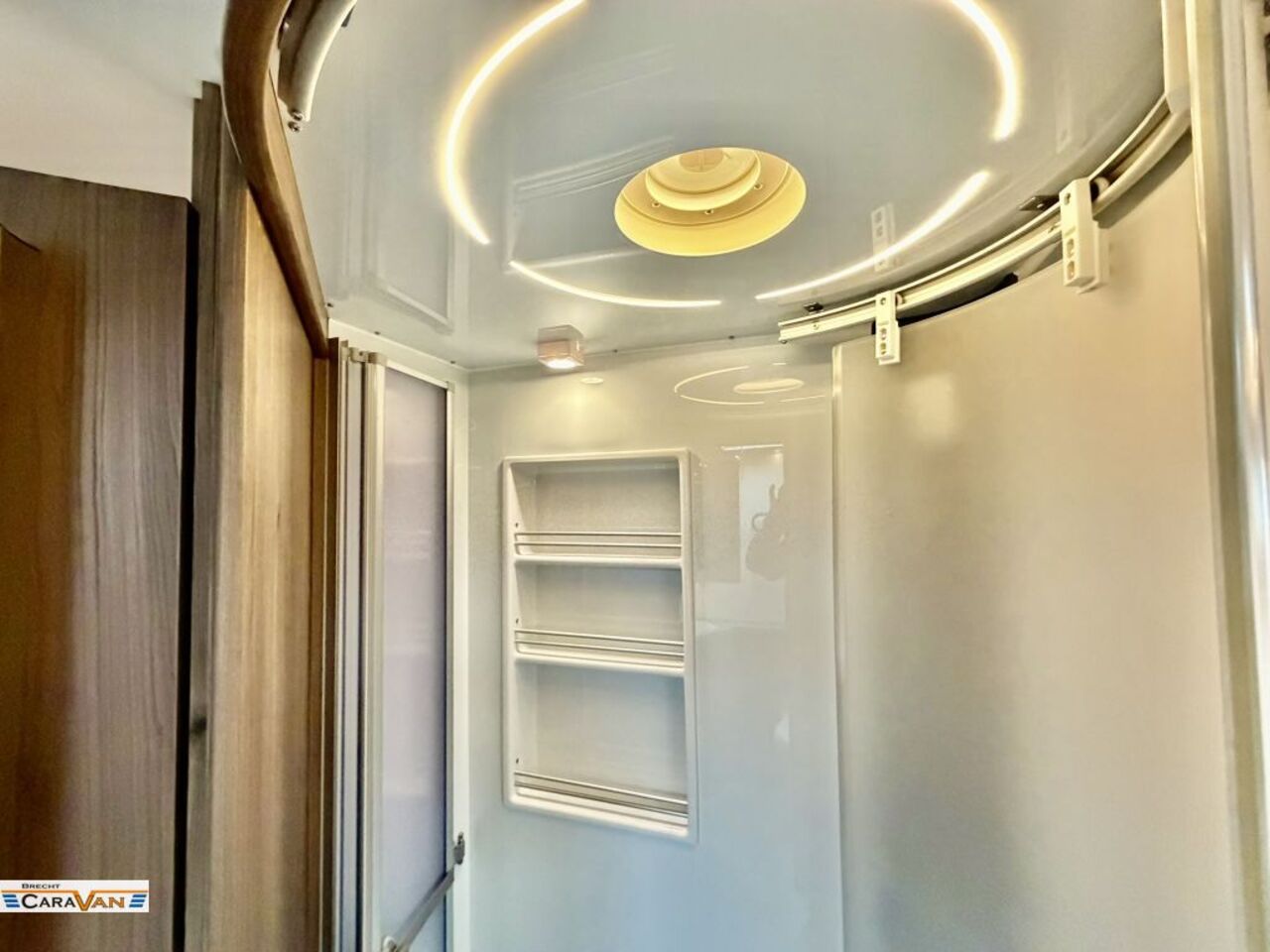 KABE 780 DGLE B10 Queensbett Ansicht 15 für Fahrzeugdetailseite