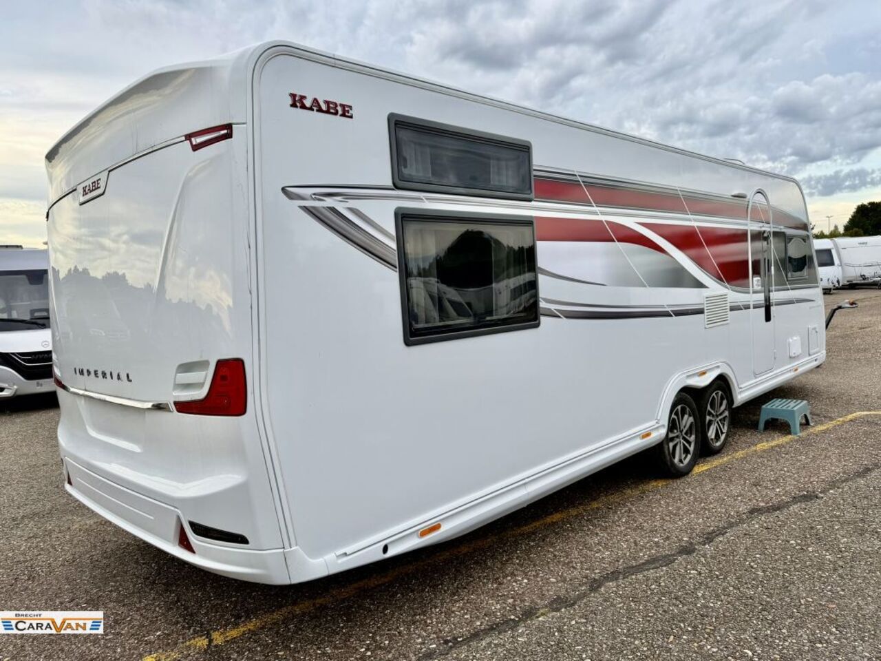 KABE 780 DGLE B10 Queensbett Ansicht 28 für Fahrzeugdetailseite