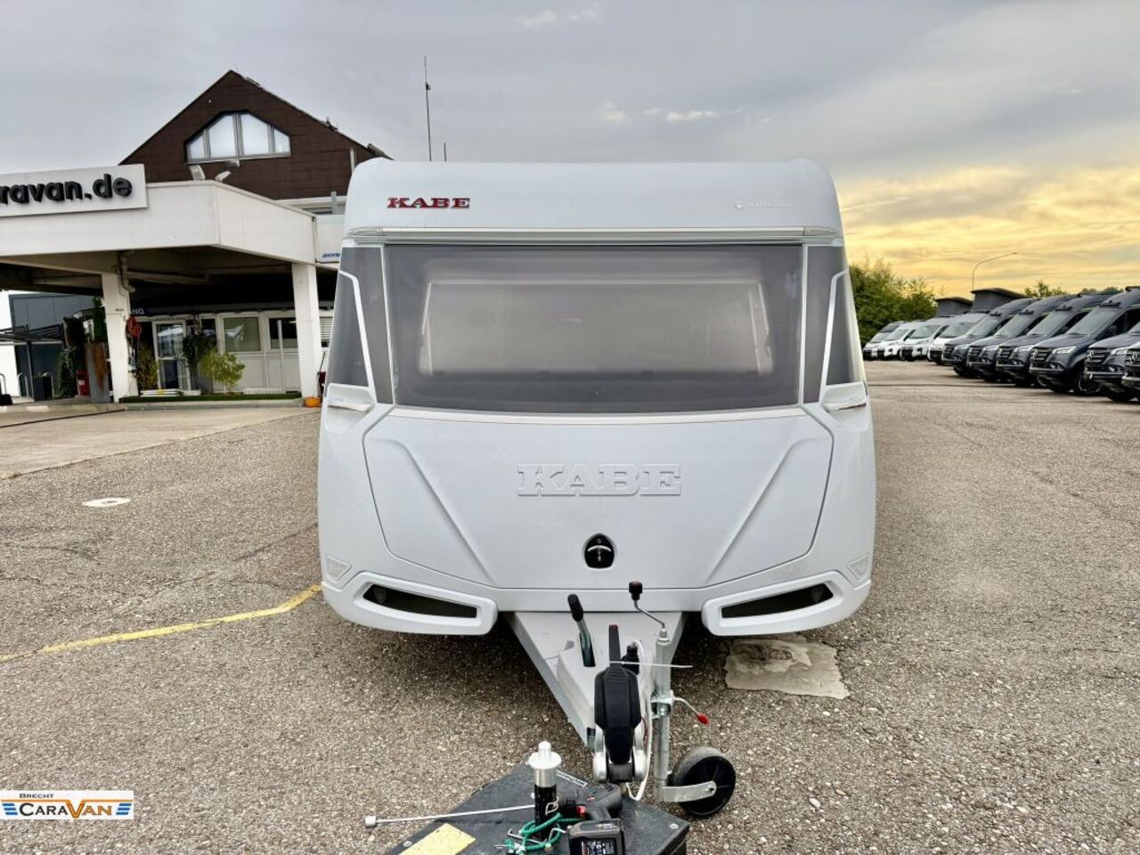 KABE 780 DGLE B10 Queensbett Ansicht 3 für Fahrzeugdetailseite