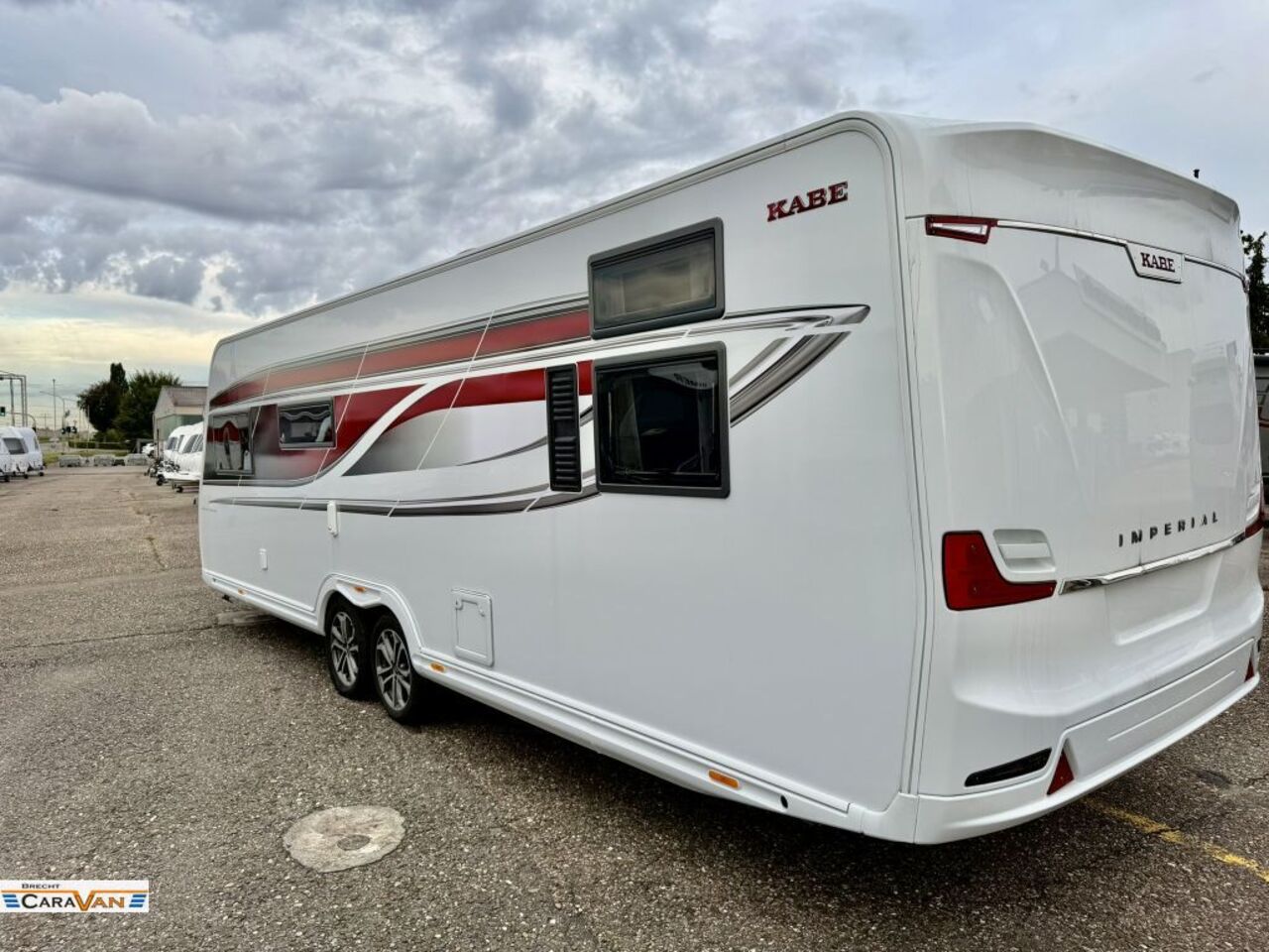 KABE 780 DGLE B10 Queensbett Ansicht 30 für Fahrzeugdetailseite