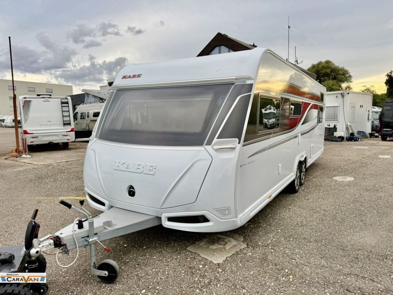 KABE 780 DGLE B10 Queensbett Ansicht 4 für Fahrzeugdetailseite