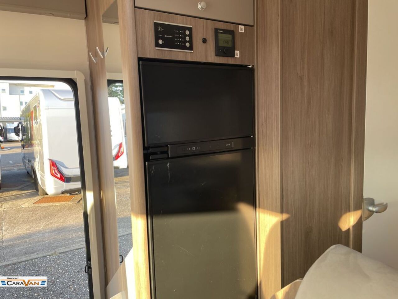 CARADO 338 pro+ Automatik/Navi/RFK/Markise Ansicht 13 für Fahrzeugdetailseite