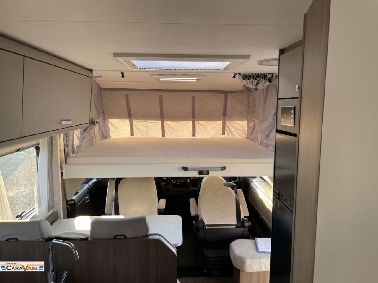 CARADO 338 pro+ Automatik/Navi/RFK/Markise Ansicht 14 für Fahrzeugdetailseite