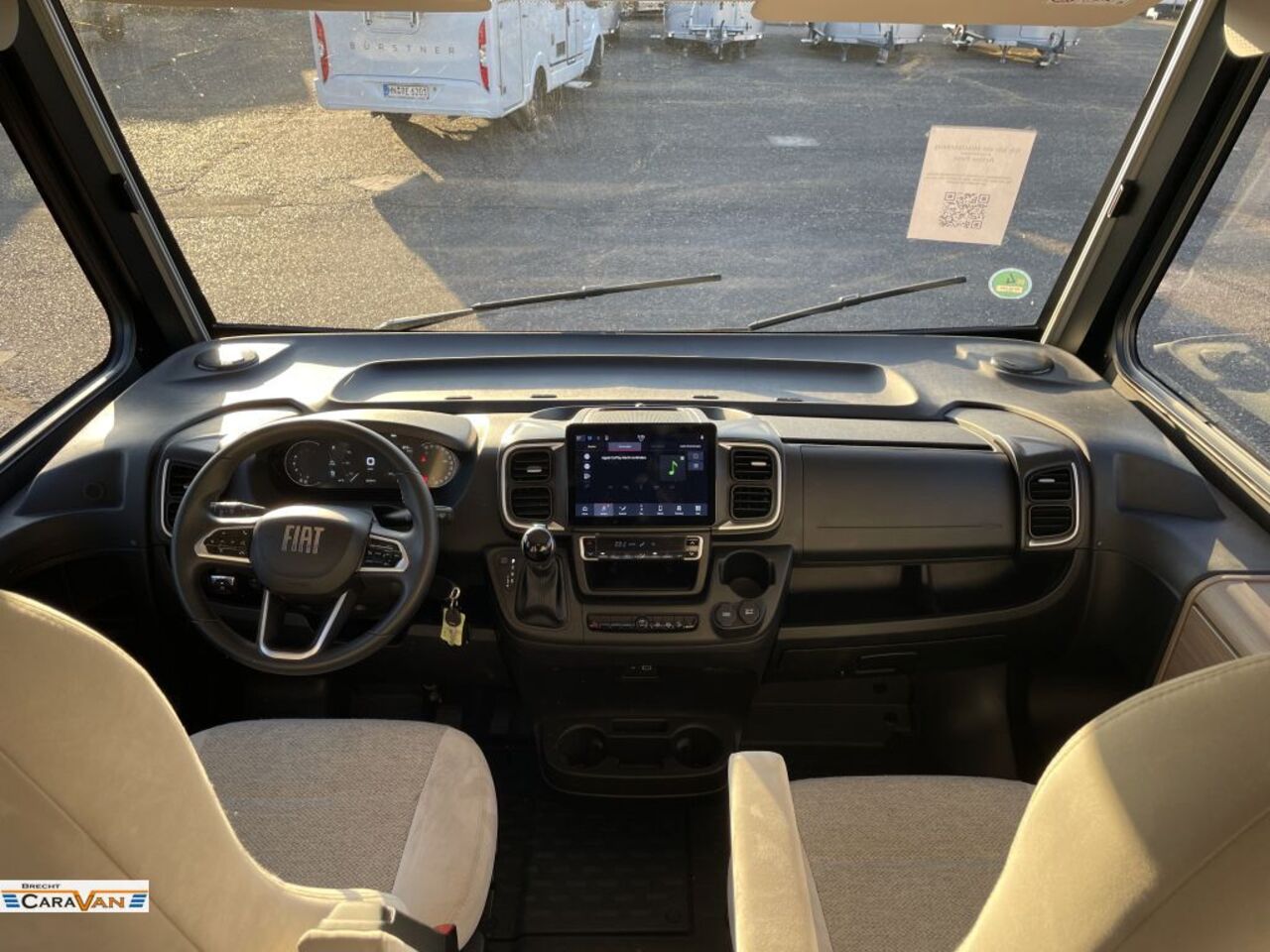 CARADO 338 pro+ Automatik/Navi/RFK/Markise Ansicht 8 für Fahrzeugdetailseite