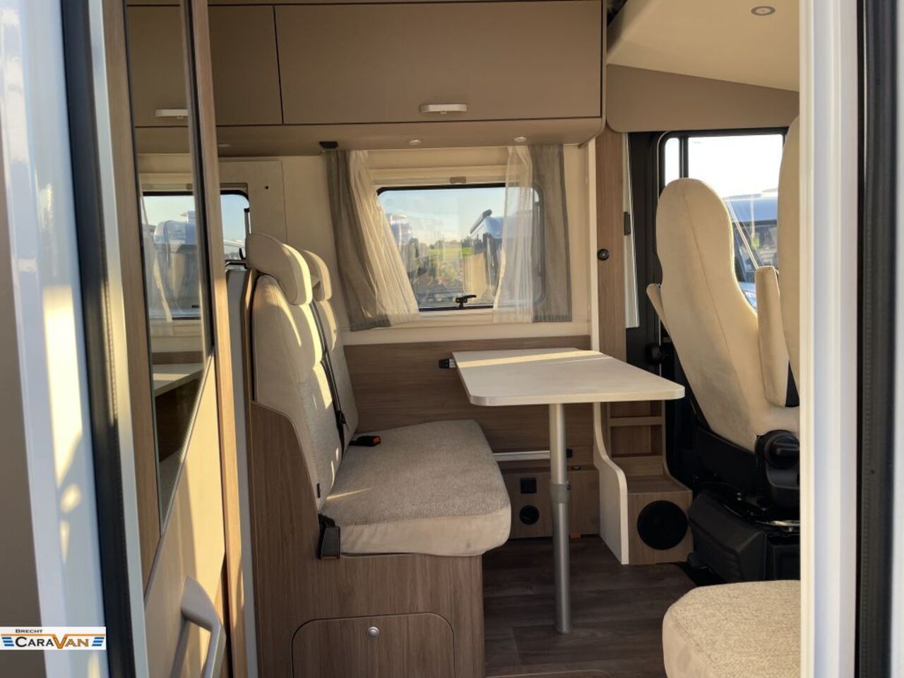 CARADO 338 pro+ Automatik/Navi/RFK/Markise Ansicht 9 für Fahrzeugdetailseite