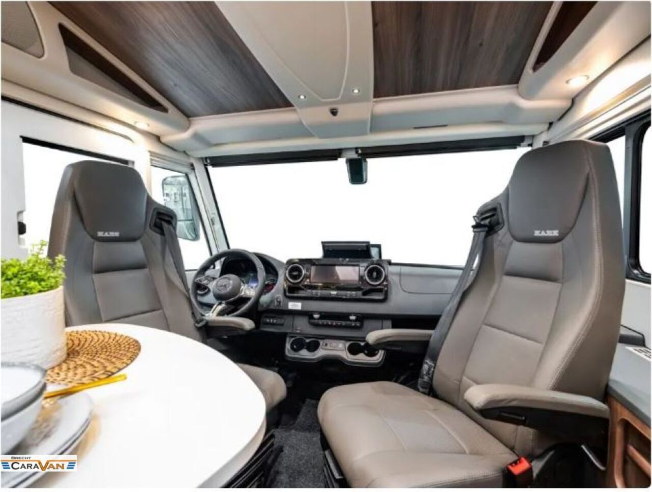 KABE TRAQ i830 LGB umbestellbar  LQB/Imperial Ansicht 8 für Fahrzeugdetailseite
