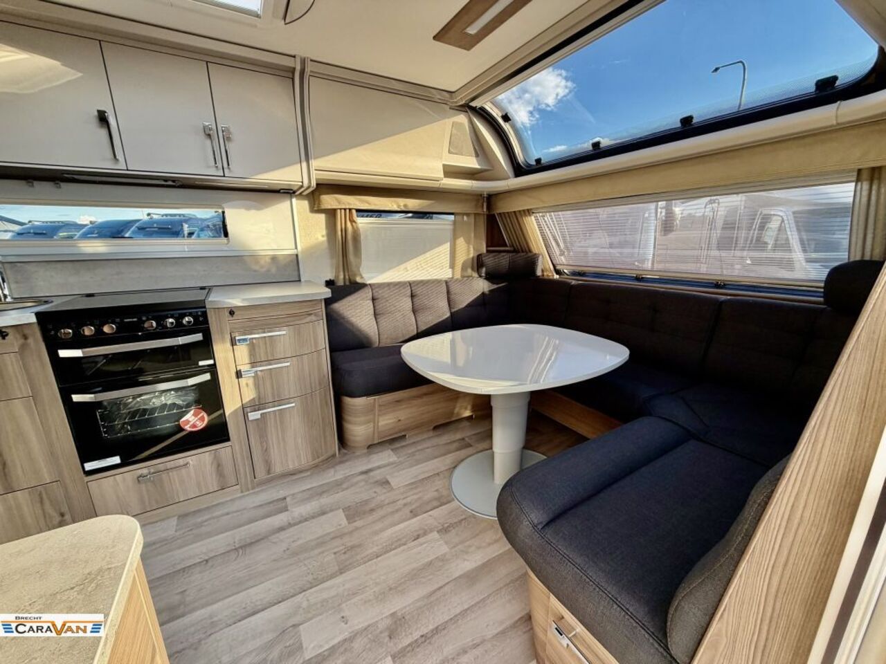 KABE 630 TDL KS E5 - Roadshow Sonderfahrzeug Ansicht 11 für Fahrzeugdetailseite