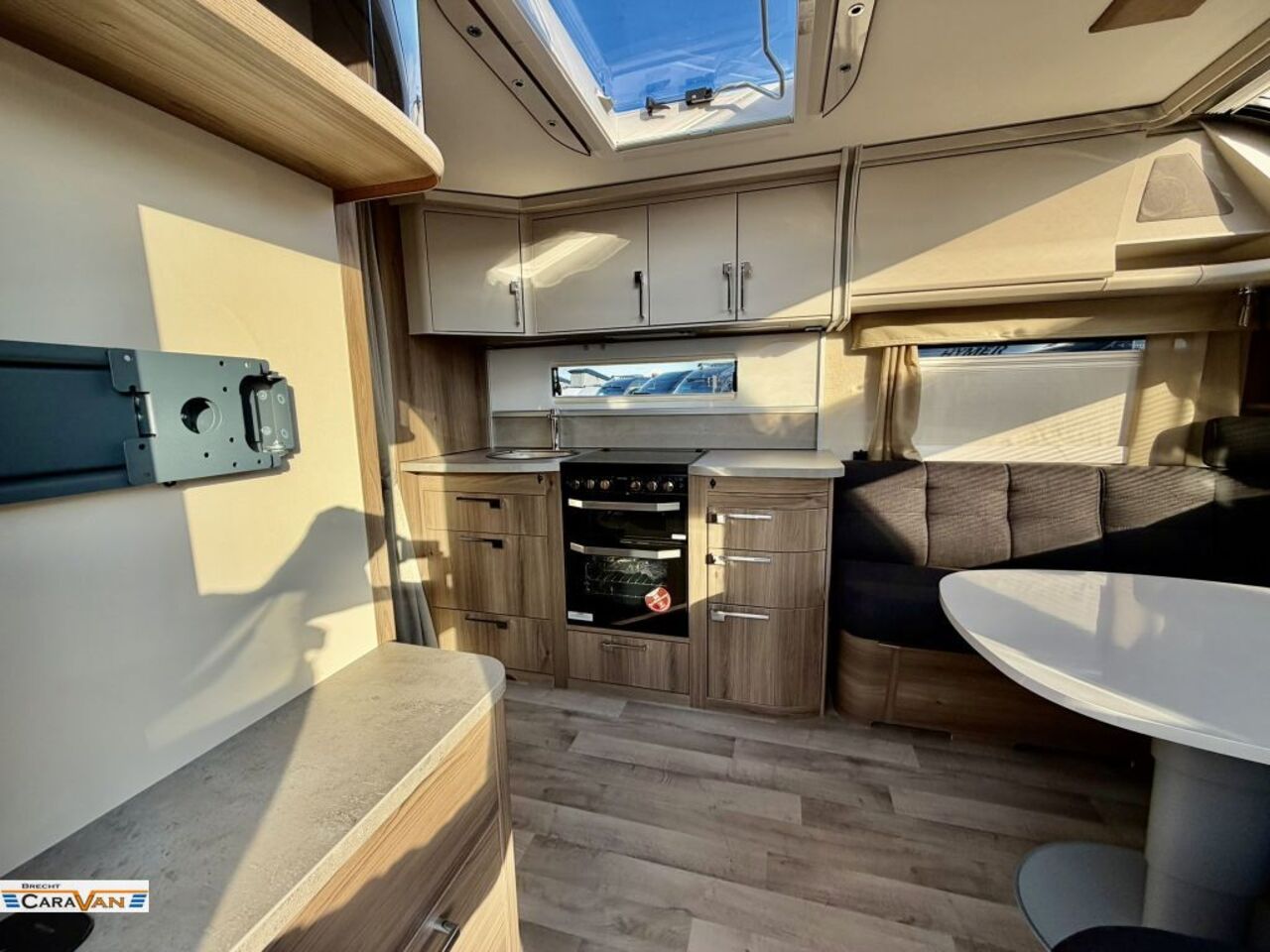 KABE 630 TDL KS E5 - Roadshow Sonderfahrzeug Ansicht 12 für Fahrzeugdetailseite
