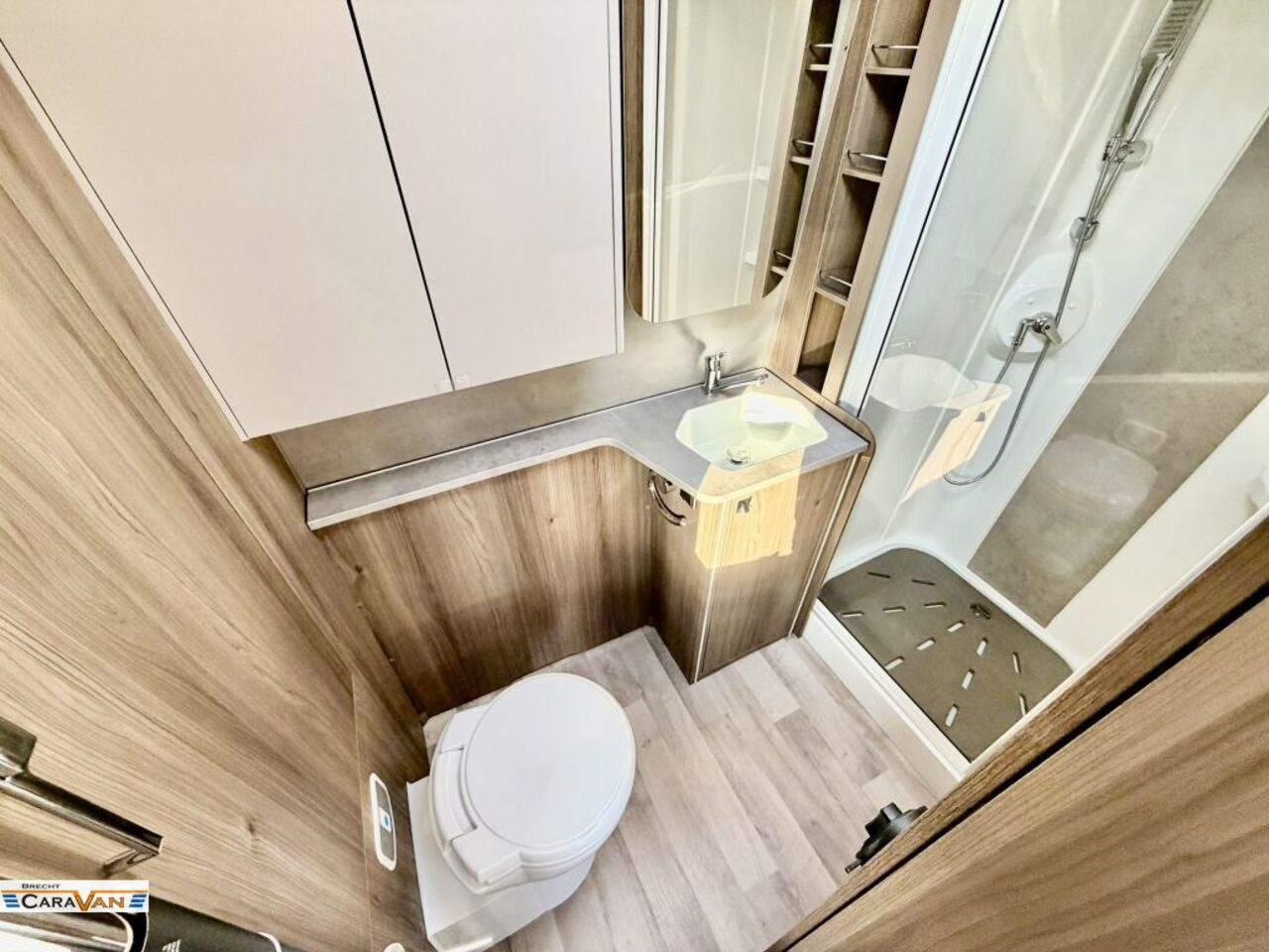 KABE 630 TDL KS E5 - Roadshow Sonderfahrzeug Ansicht 22 für Fahrzeugdetailseite