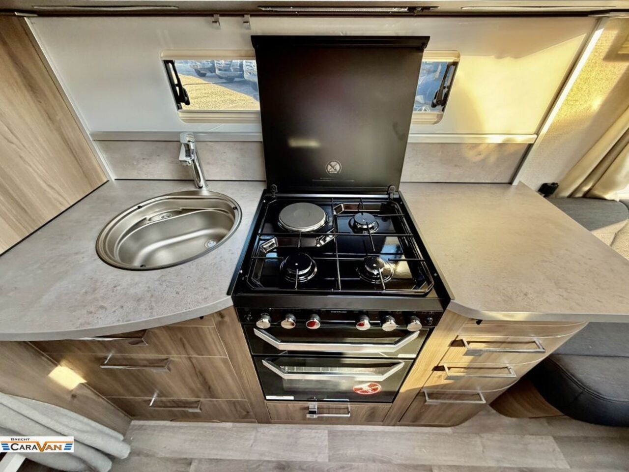 KABE 630 TDL KS E5 - Roadshow Sonderfahrzeug Ansicht 29 für Fahrzeugdetailseite