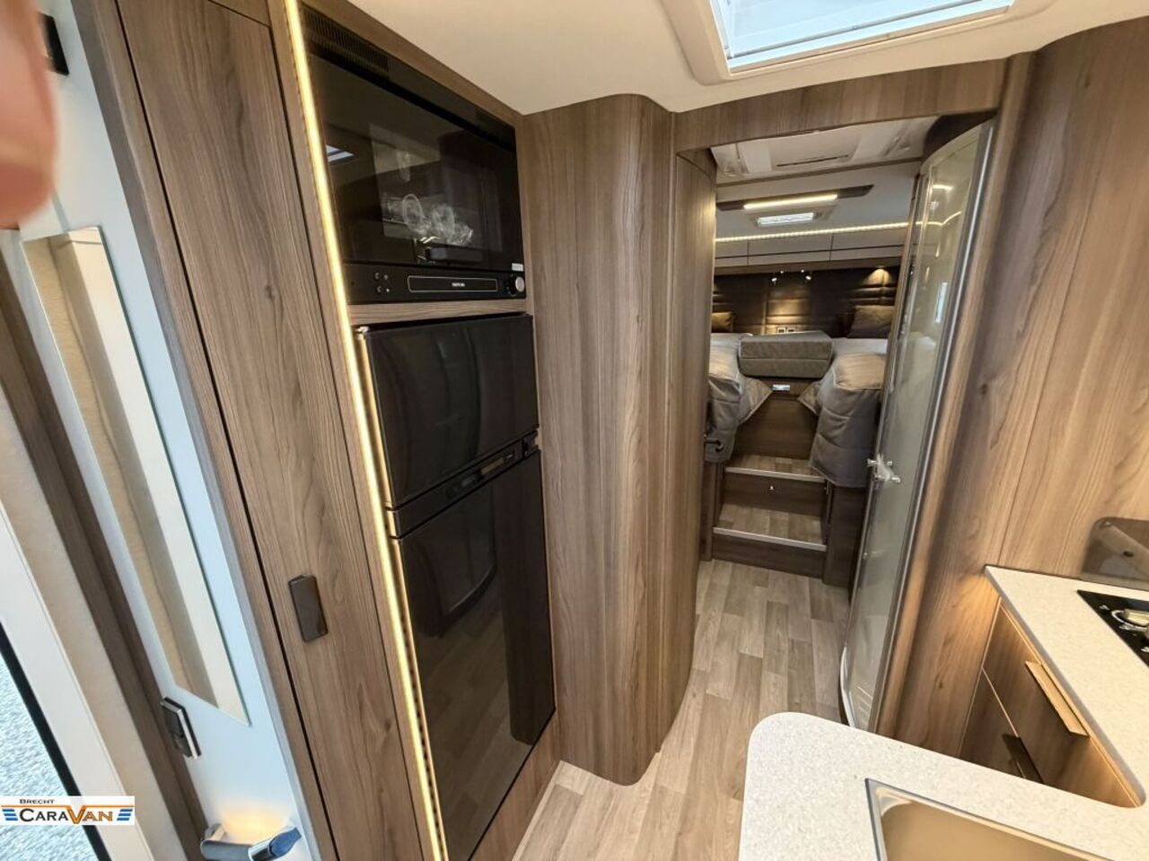 KABE i810 LGB TRAQ Hinterrad-Antrieb Ansicht 10 für Fahrzeugdetailseite