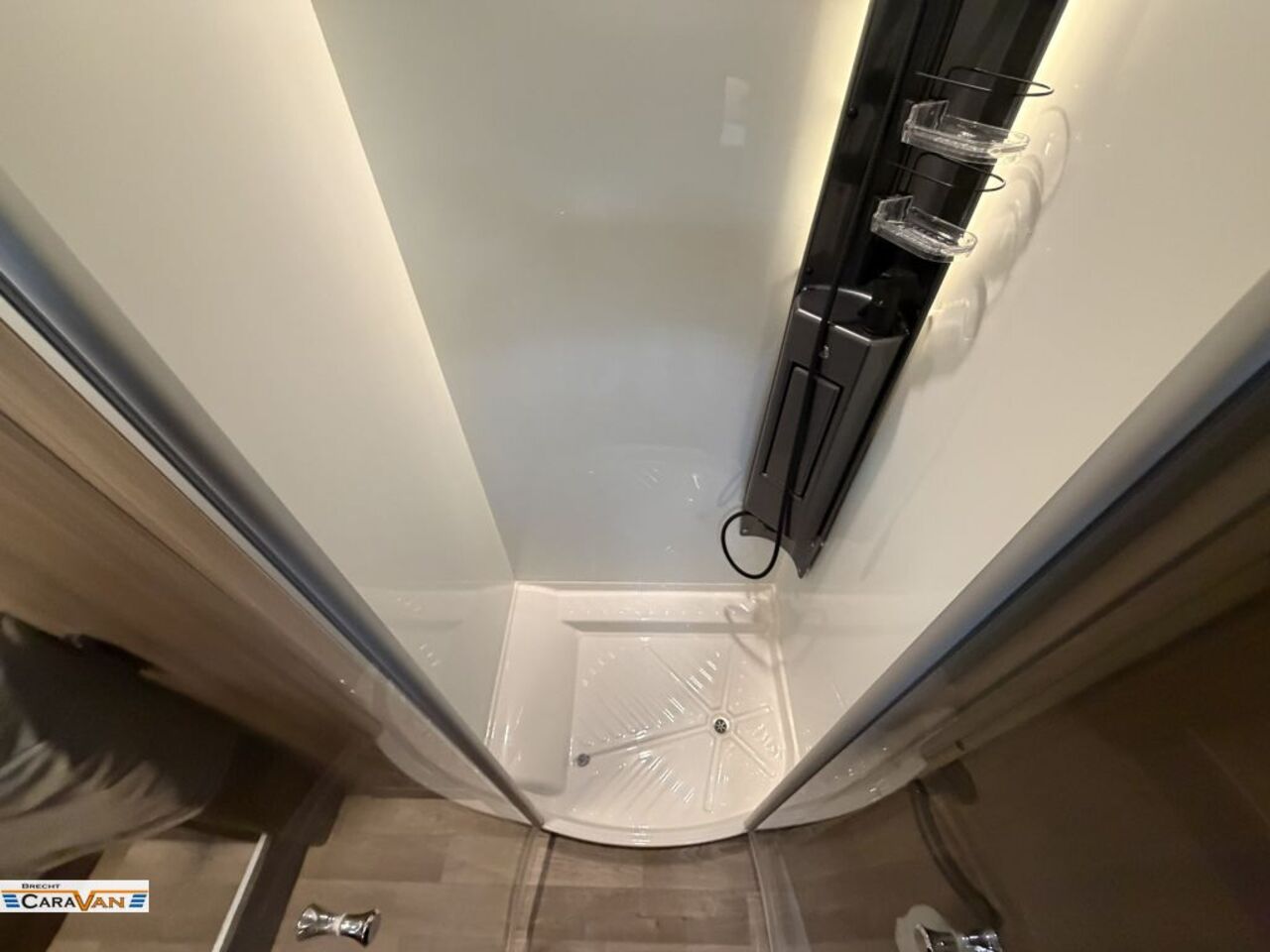KABE i810 LGB TRAQ Hinterrad-Antrieb Ansicht 16 für Fahrzeugdetailseite