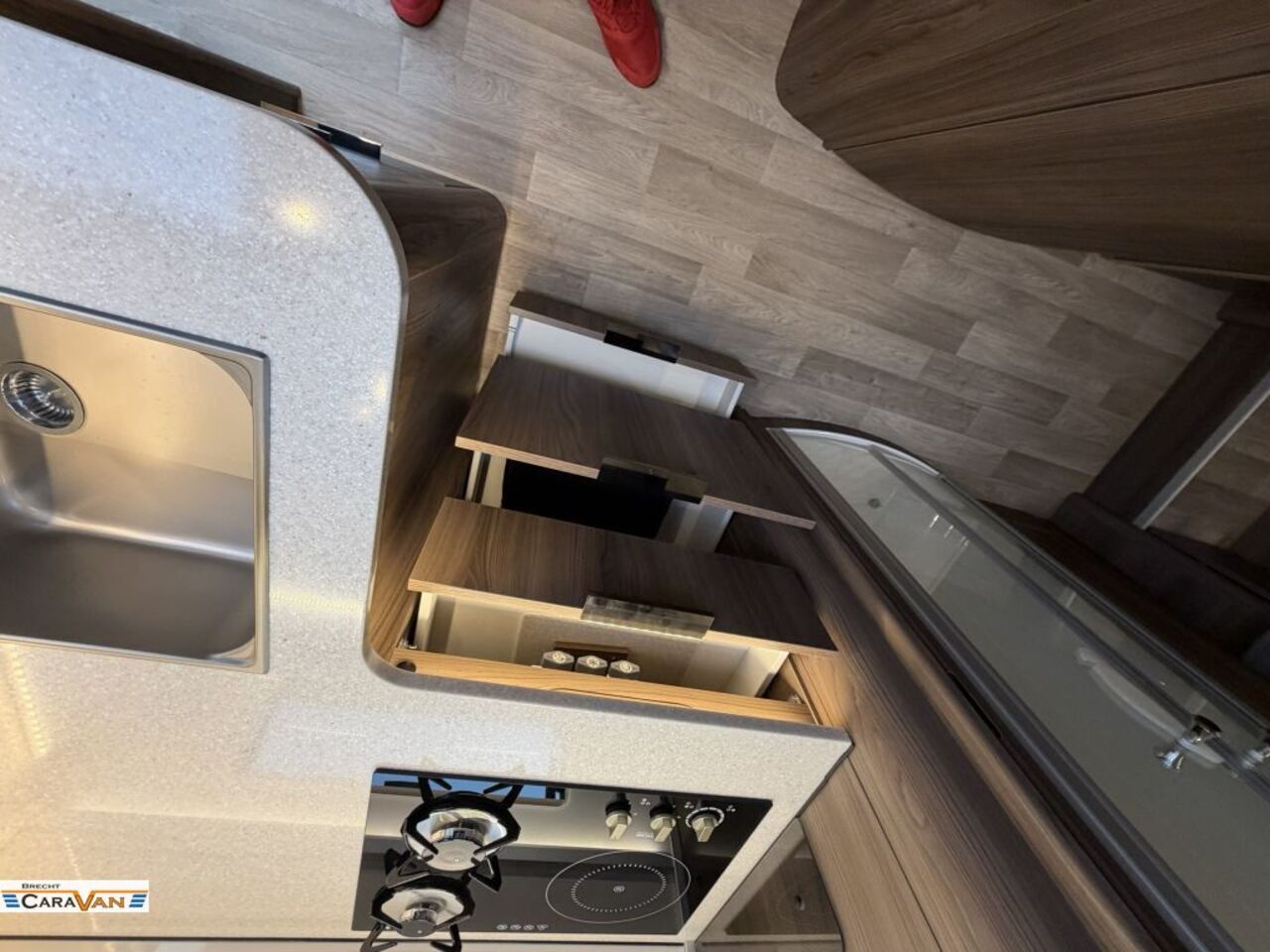 KABE i810 LGB TRAQ Hinterrad-Antrieb Ansicht 24 für Fahrzeugdetailseite