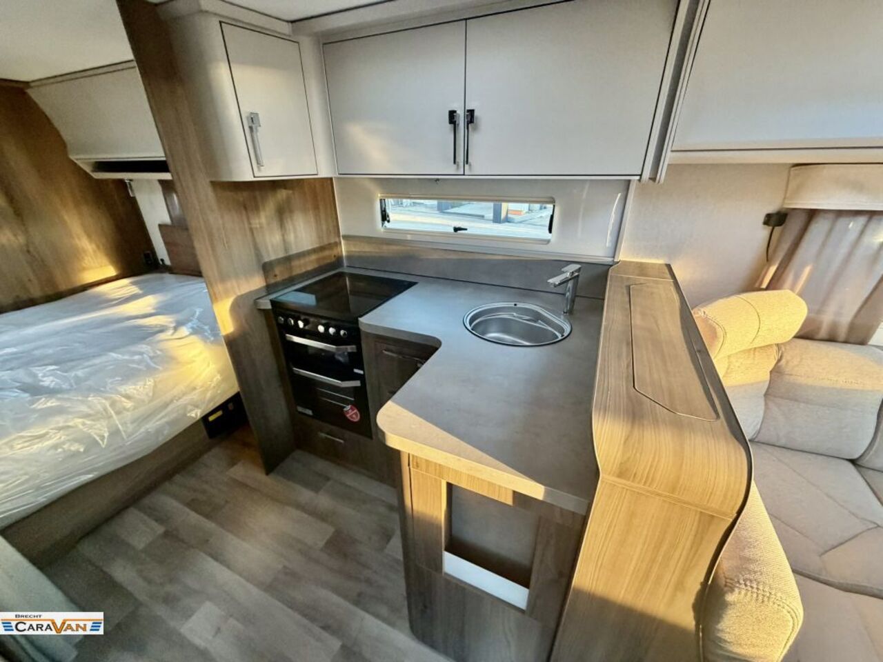 KABE 740 CTDL E8 Roadshowschnäppchen Ansicht 5 für Fahrzeugdetailseite