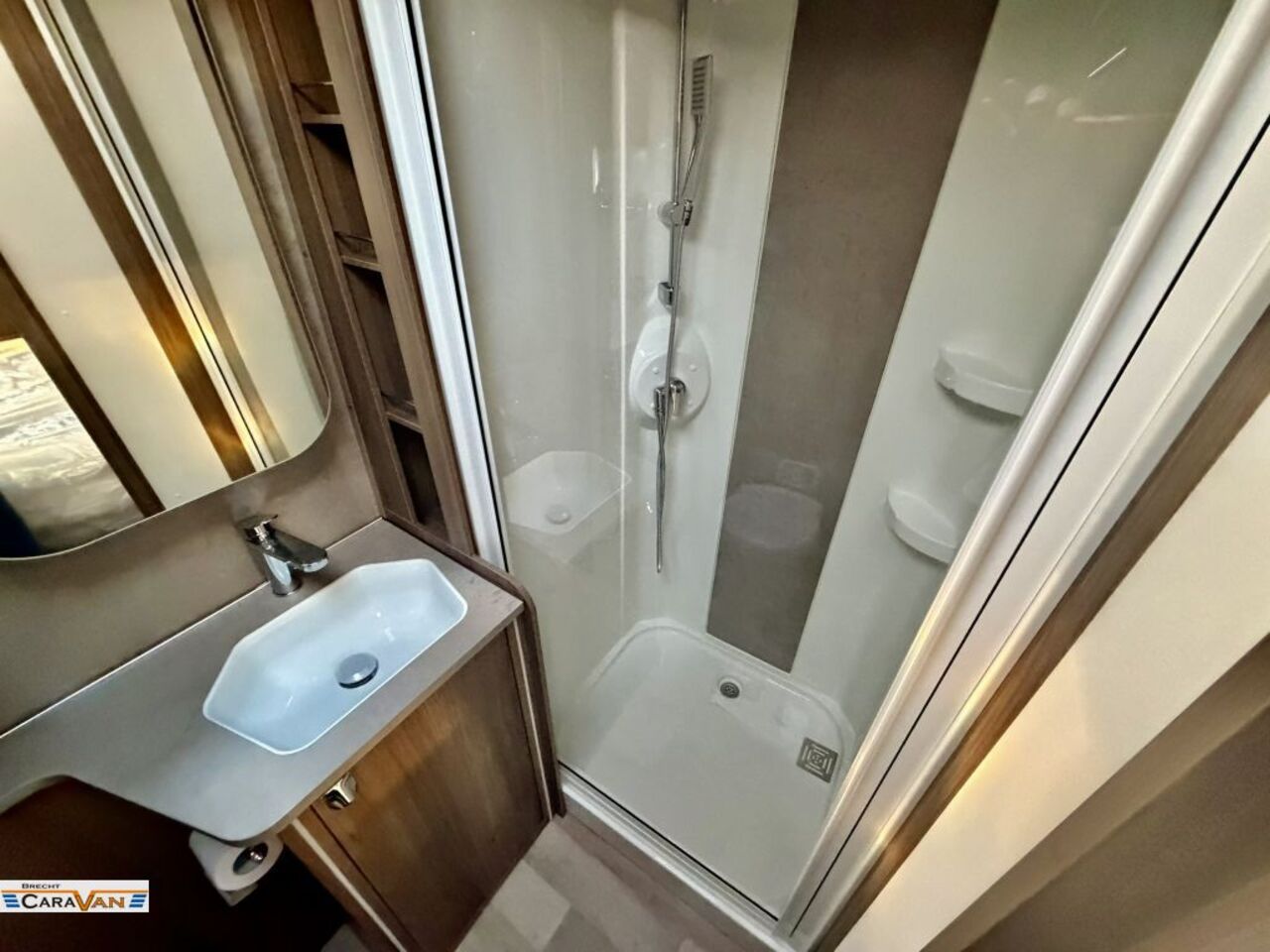 KABE 740 CTDL E8 Roadshowschnäppchen Ansicht 9 für Fahrzeugdetailseite