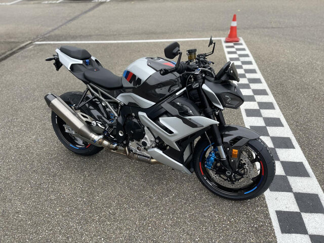 BMW M 1000 R M Competition Paket Soziuspaket Ansicht 4 für Fahrzeugdetailseite