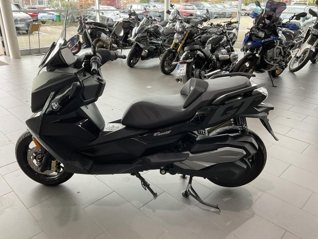 BMW C 400 GT Triple Black Komfort-Paket Sitzheizung Ansicht 4 für Fahrzeugdetailseite