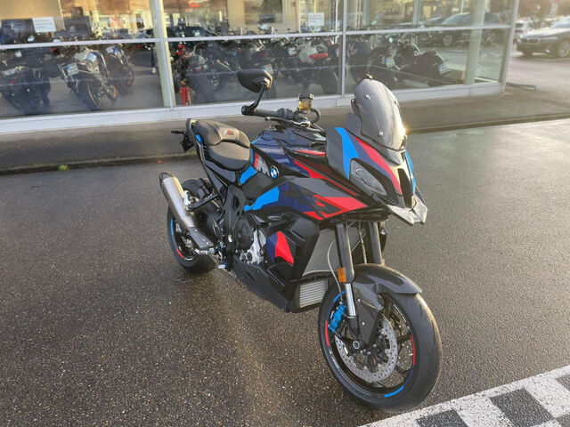 BMW M 1000 XR M Competition Paket Carbonpaket Lenkeren Ansicht 4 für Fahrzeugdetailseite