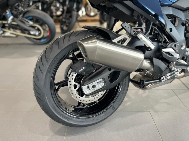 BMW S 1000 XR Style Sort 2 Pakete Zusatzscheinwerfer R Ansicht 13 für Fahrzeugdetailseite