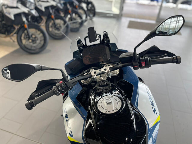 BMW S 1000 XR Style Sort 2 Pakete Zusatzscheinwerfer R Ansicht 9 für Fahrzeugdetailseite