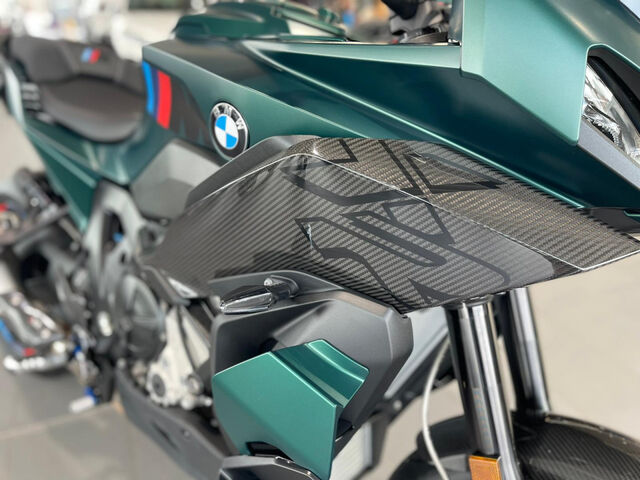 BMW M 1000 XR Aurelius green M Competition Paket Carbo Ansicht 12 für Fahrzeugdetailseite
