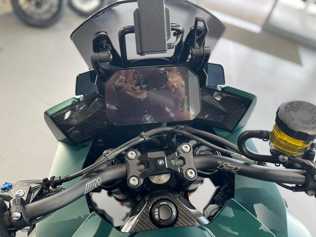BMW M 1000 XR Aurelius green M Competition Paket Carbo Ansicht 9 für Fahrzeugdetailseite