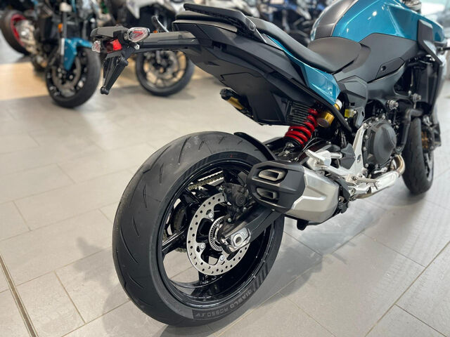 BMW F 900 R Snapper Rocks 2 Pakete Headlight Pro M End Ansicht 12 für Fahrzeugdetailseite