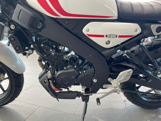 YAMAHA XSR 125 Ansicht 11 für Fahrzeugdetailseite