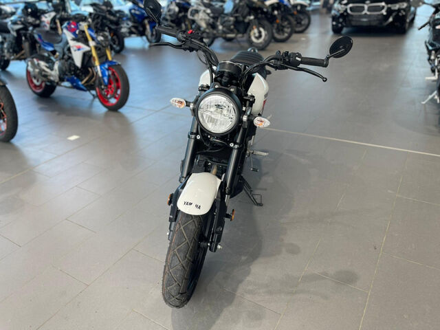 YAMAHA XSR 125 Ansicht 7 für Fahrzeugdetailseite
