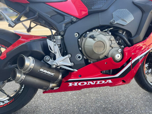 HONDA CBR 1000 RA Rot Bodis Auspuff Kennzeichenha.kurz Ansicht 12 für Fahrzeugdetailseite