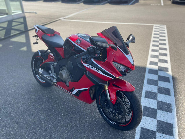 HONDA CBR 1000 RA Rot Bodis Auspuff Kennzeichenha.kurz Ansicht 4 für Fahrzeugdetailseite
