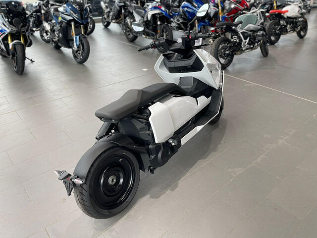 BMW CE 04 2 Pakete Adaptives Kurvenlicht uvm. Ansicht 4 für Fahrzeugdetailseite