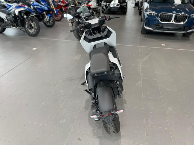 BMW CE 04 2 Pakete Adaptives Kurvenlicht uvm. Ansicht 6 für Fahrzeugdetailseite