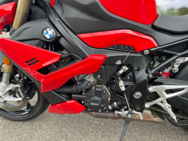 BMW S 1000 R 3 Pakete Ansicht 9 für Fahrzeugdetailseite