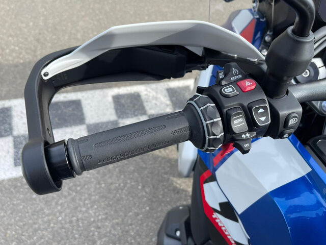 BMW R 1300 GS 5 Pakete + ASA Ansicht 10 für Fahrzeugdetailseite