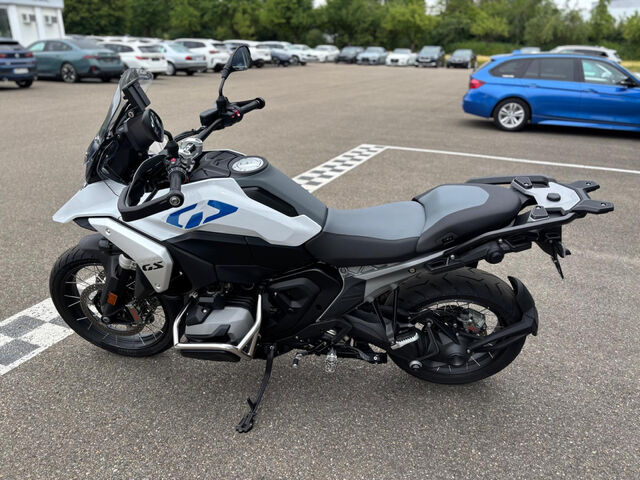 BMW R 1300 GS 5 Pakete AdaptiveFahrzeughöhenregelung Ansicht 3 für Fahrzeugdetailseite