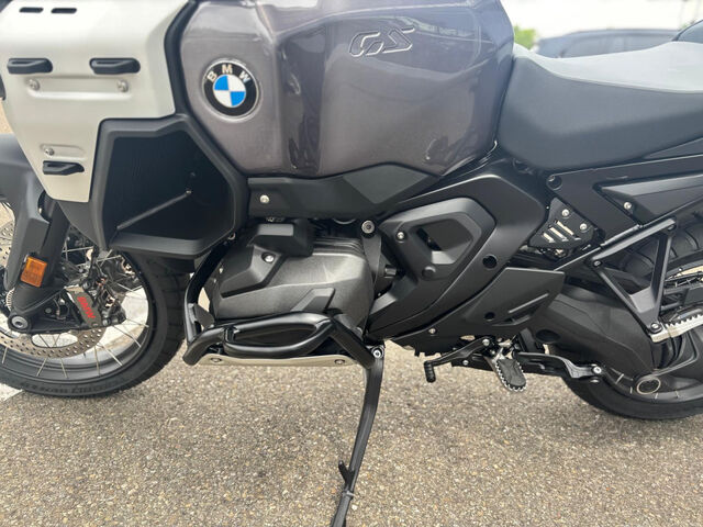 BMW R 1300 GS Adventure Triple Black sofort verfügbar Ansicht 13 für Fahrzeugdetailseite