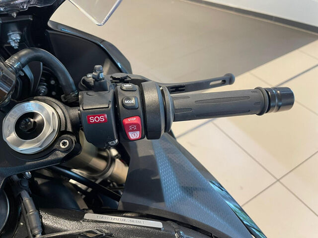 BMW S 1000 RR Dynamik-Paket Race-Paket Soziuspaket Ansicht 8 für Fahrzeugdetailseite