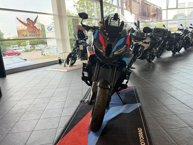 BMW M 1000 XR M Competition + Carbon Paket Ansicht 3 für Fahrzeugdetailseite