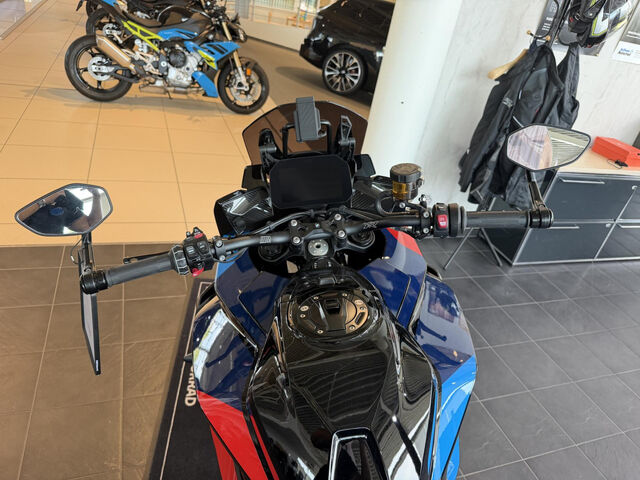 BMW M 1000 XR M Competition + Carbon Paket Ansicht 8 für Fahrzeugdetailseite